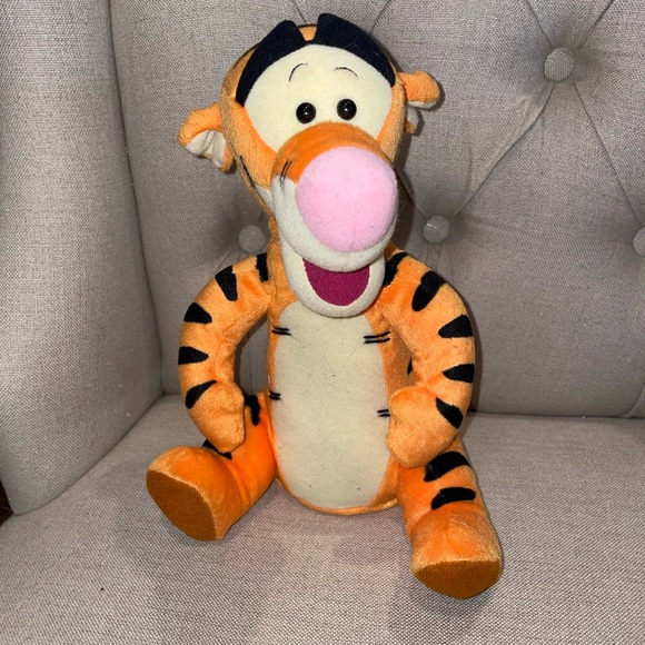 Disney Tigger Talking Plush Chat Pal 11" Animated Winnie the Pooh Mattel 1999 - Picture 3 of 7